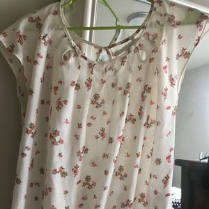 Size L Lauren Conrad blouse!